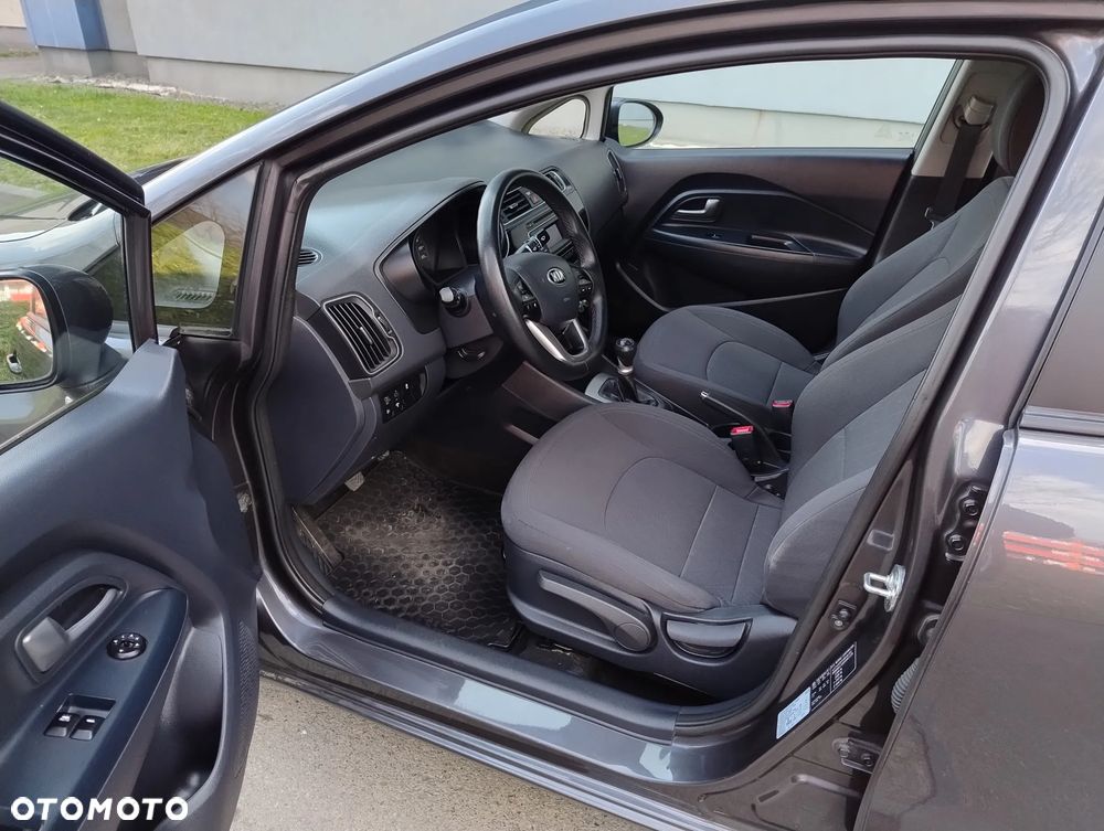 Kia Rio 1.2 Sensation - 7