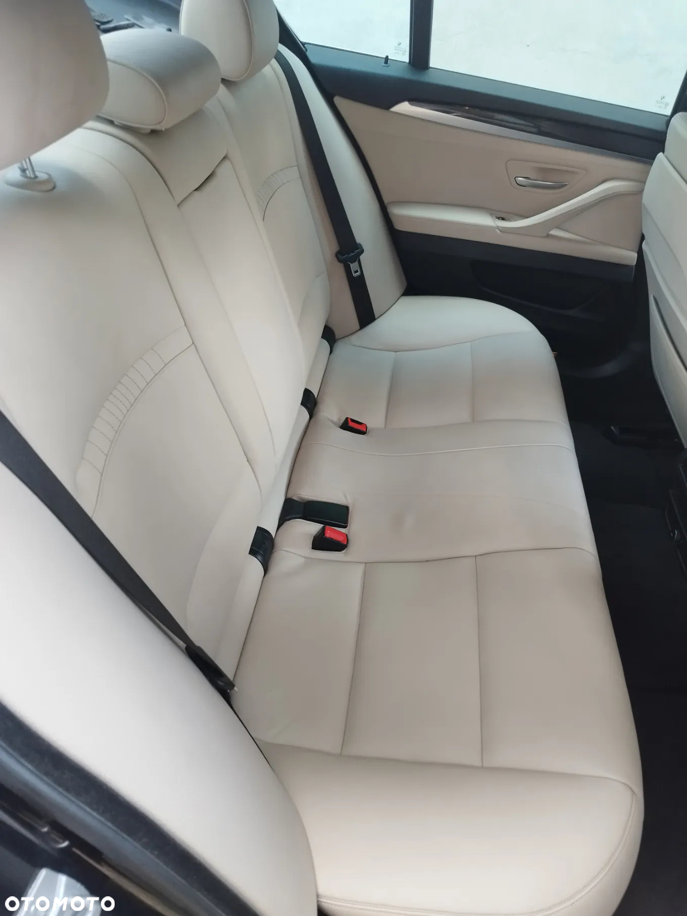 BMW Seria 5 520d - 13
