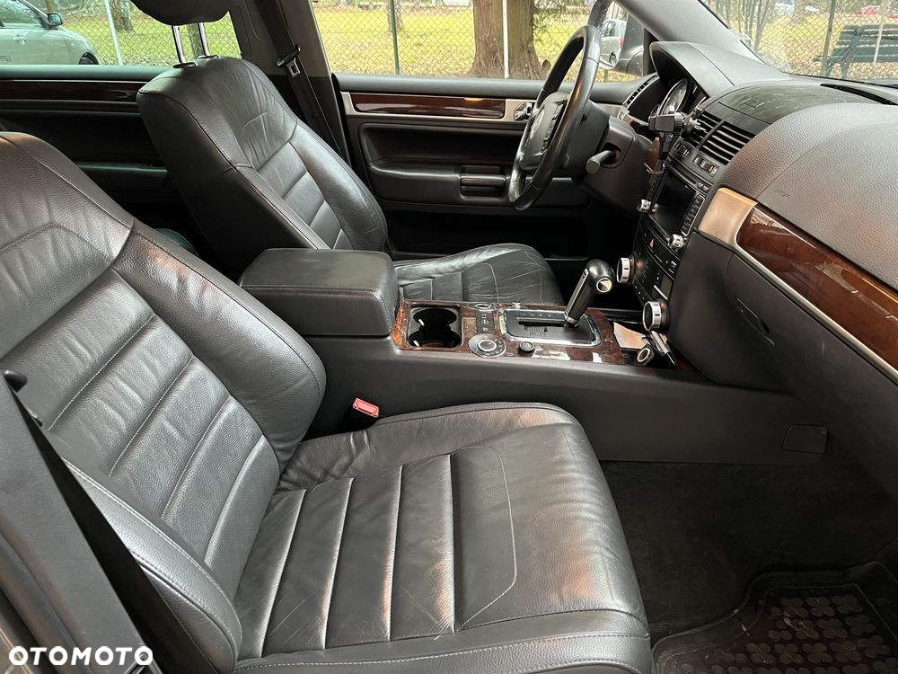 Volkswagen Touareg 3.0 V6 TDI DPF Tiptr - 24