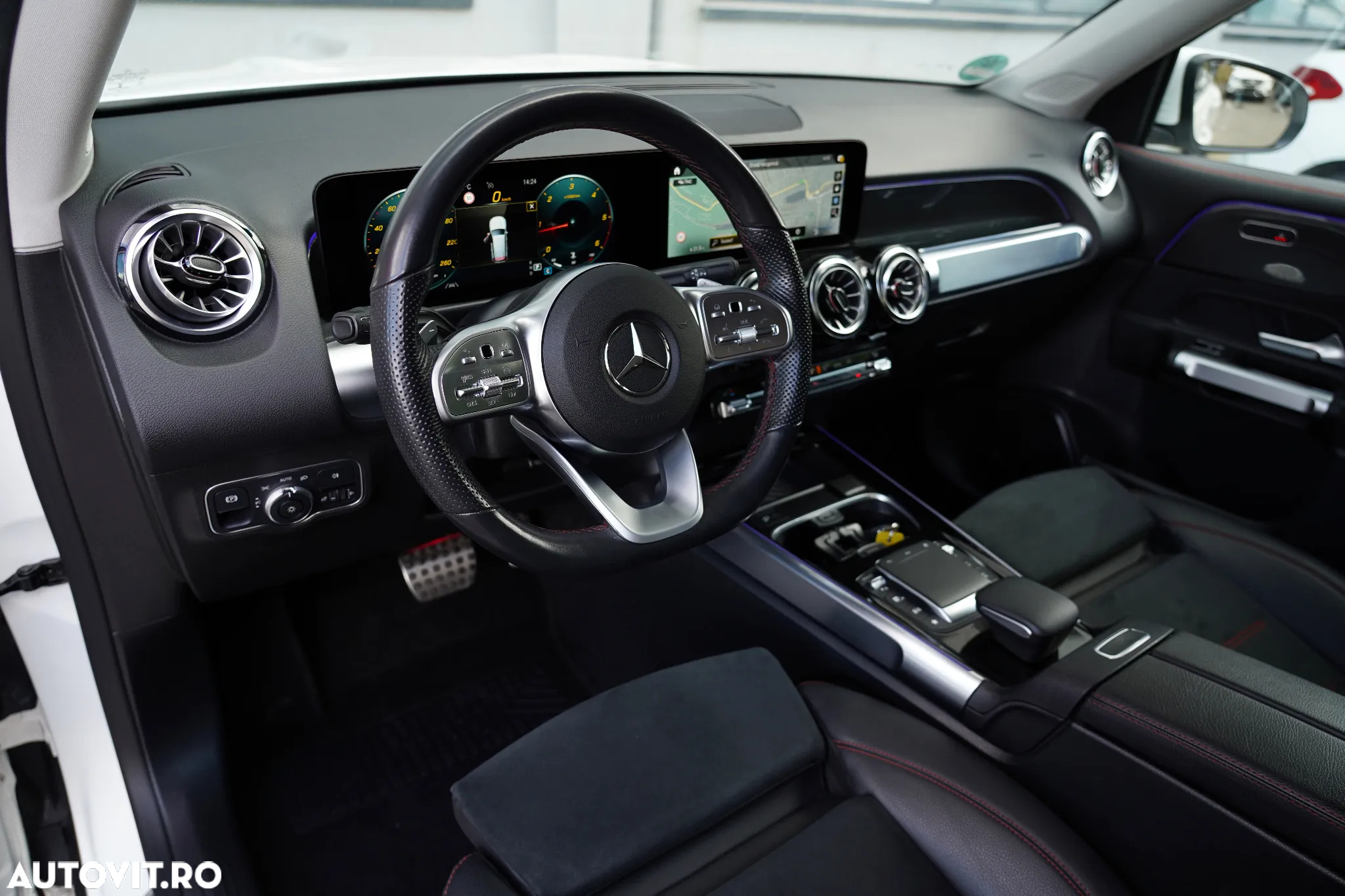 Mercedes-Benz GLB 200 d 8G-DCT AMG Line - 12