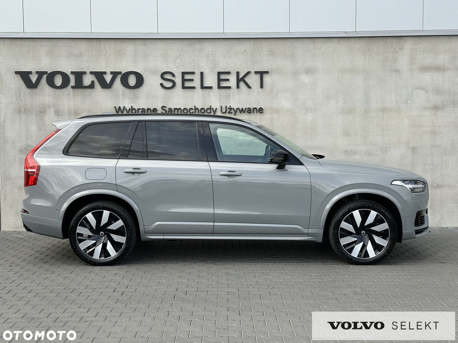 Volvo XC 90 - 8