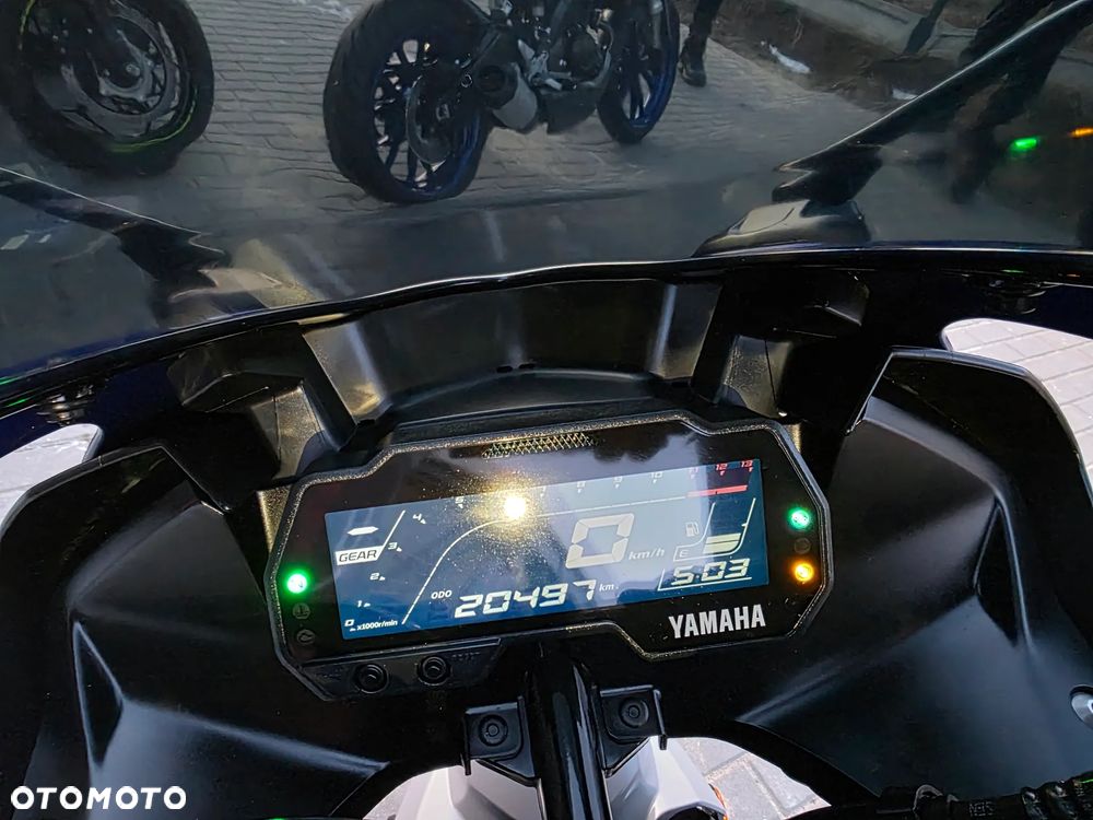 Yamaha YZF - 12