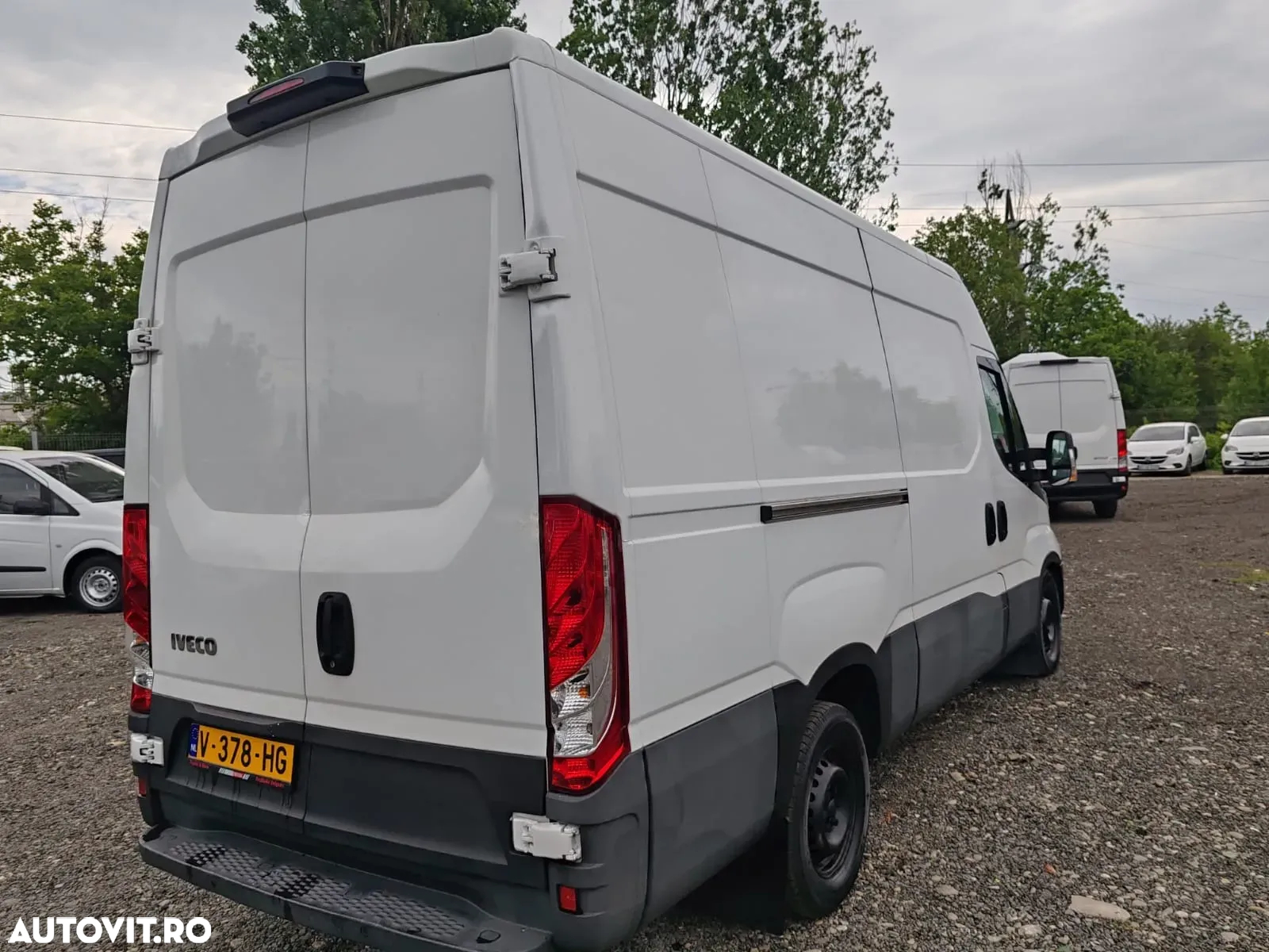 Iveco DAILY 35S14 AUTOMATIK - 3