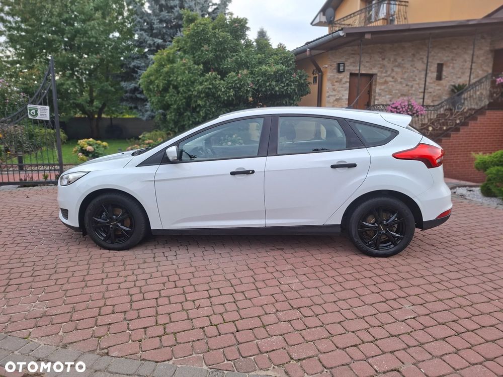 Ford Focus 1.6 Ambiente Start - 14