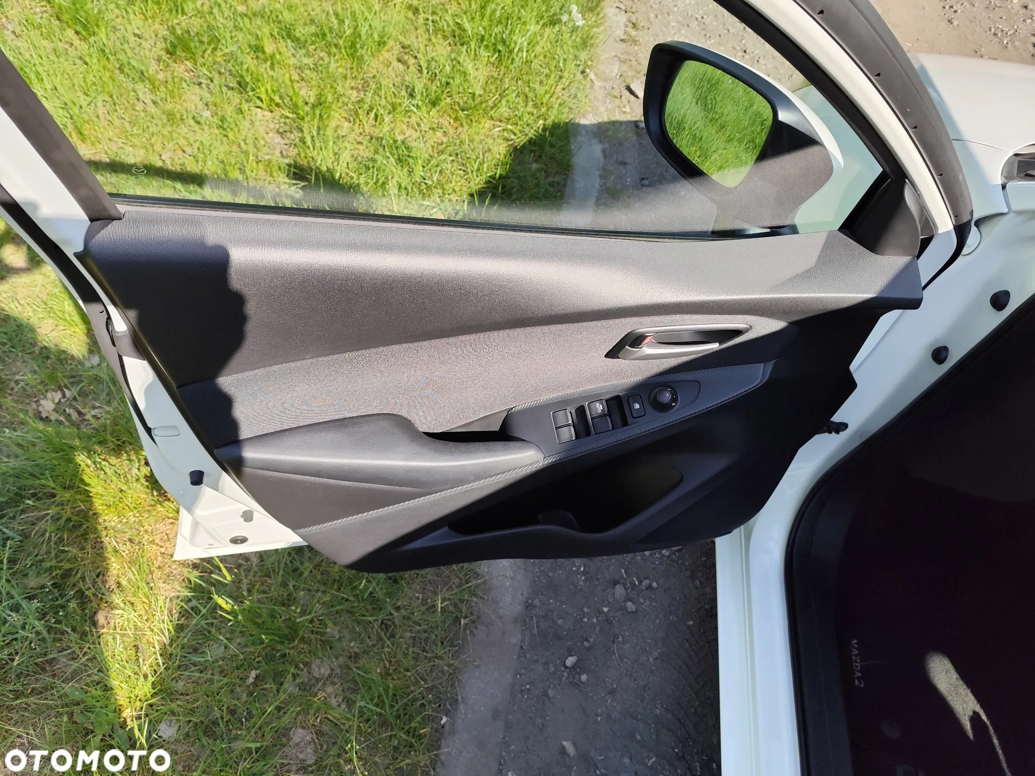 Mazda 2 SKYACTIV-G 90 Exclusive-Line - 11