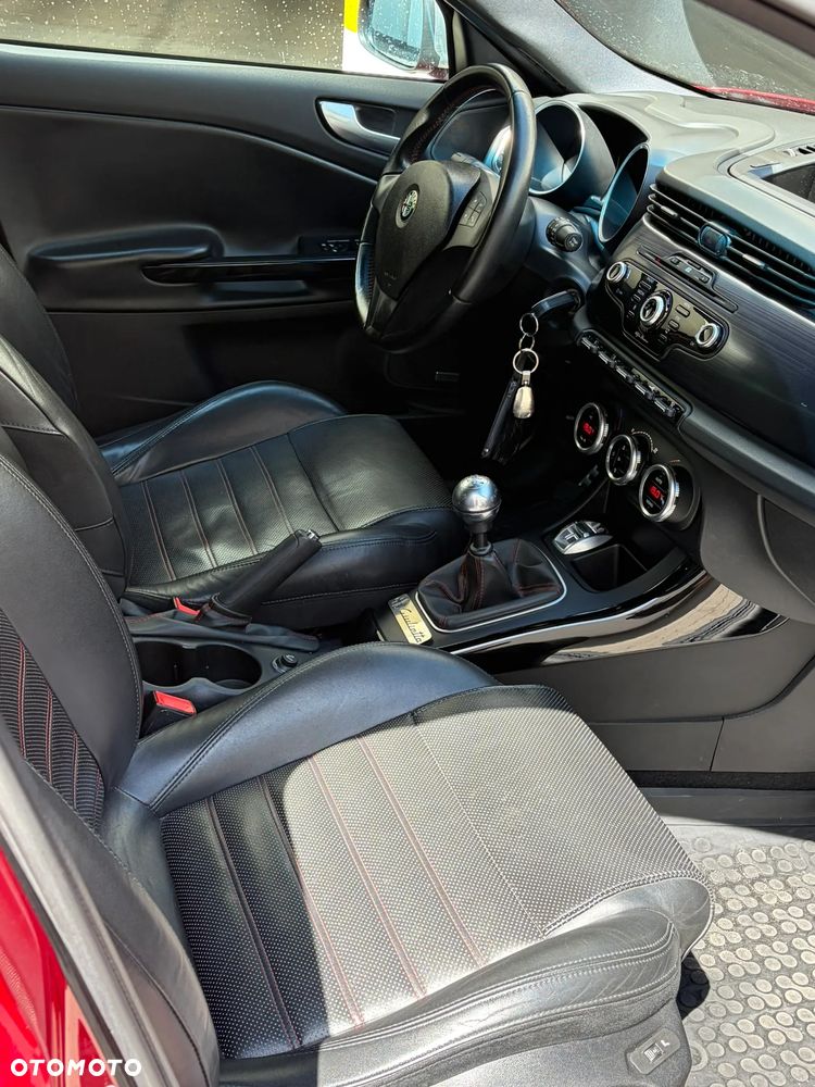 Alfa Romeo Giulietta - 13