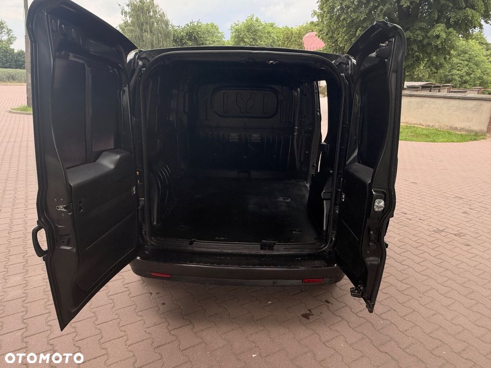 Opel Combo - 30