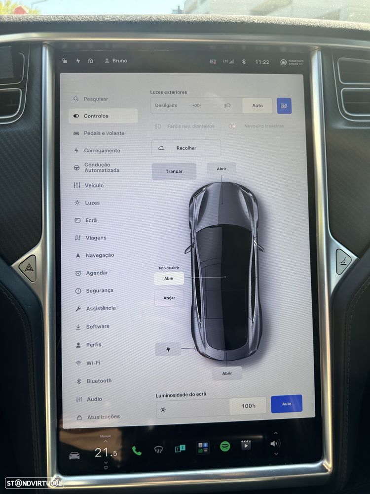 Tesla Model S - 17