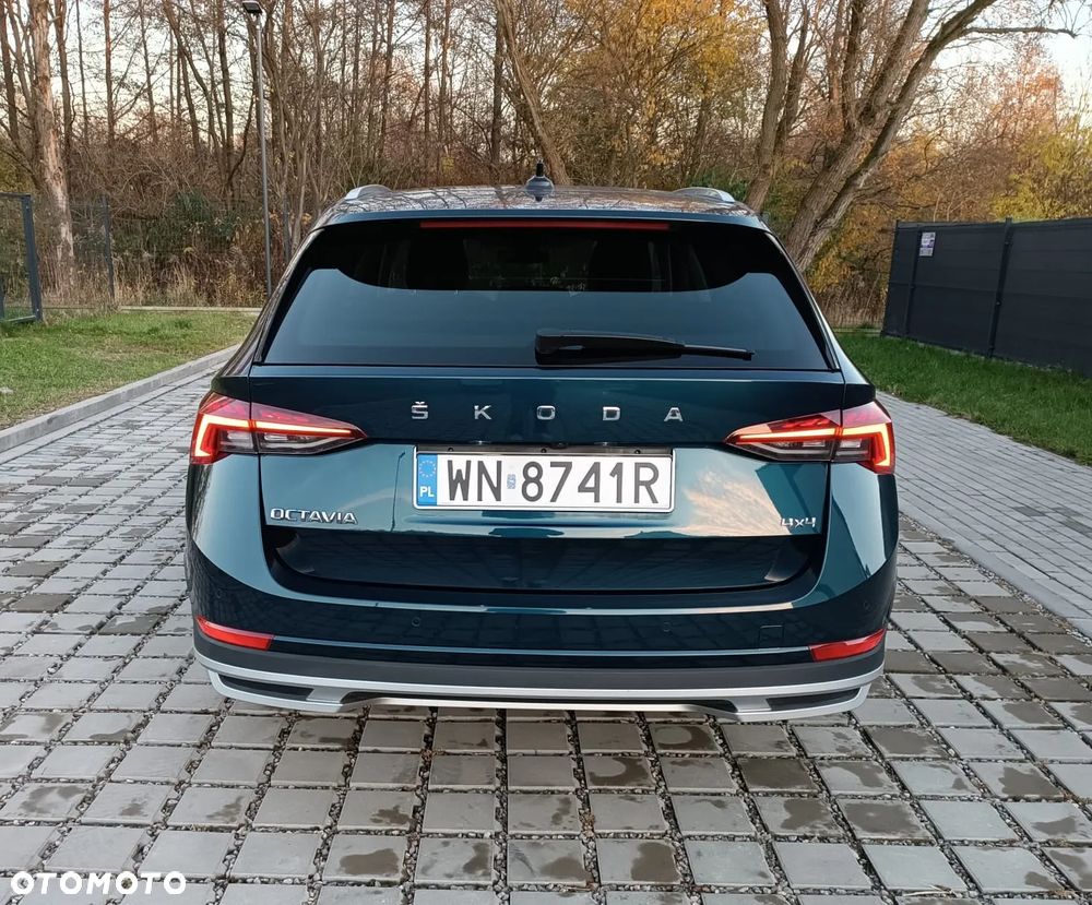 Skoda Octavia 2.0 TSI 4x4 Sportline DSG - 8