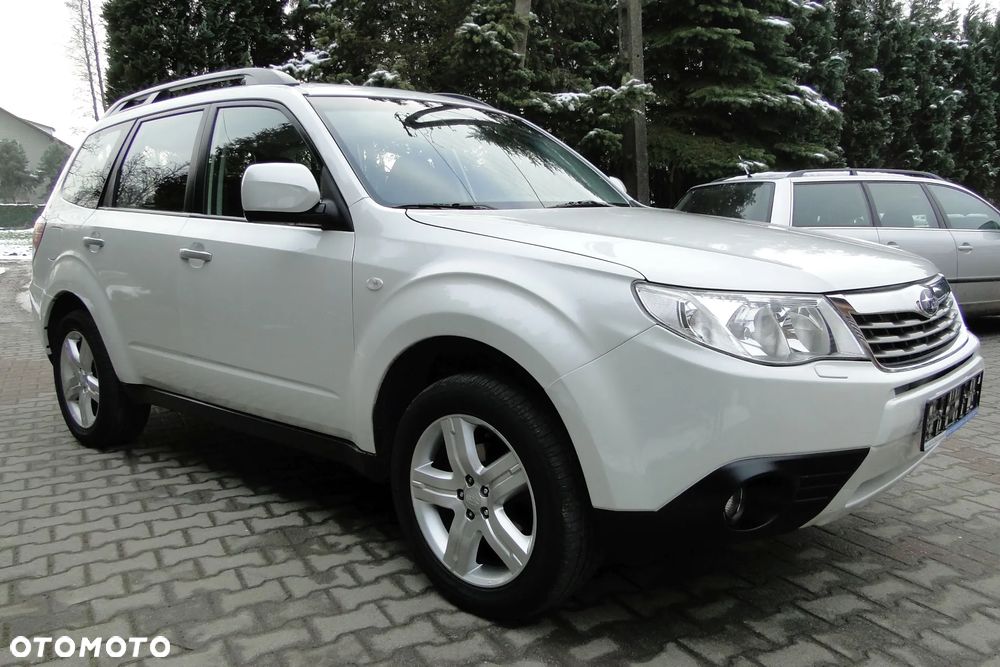 Subaru Forester 2.0X Automatik Exclusive - 3