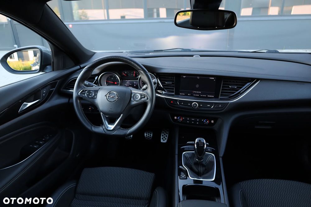 Opel Insignia 2.0 CDTI 4x4 Innovation S&S - 8