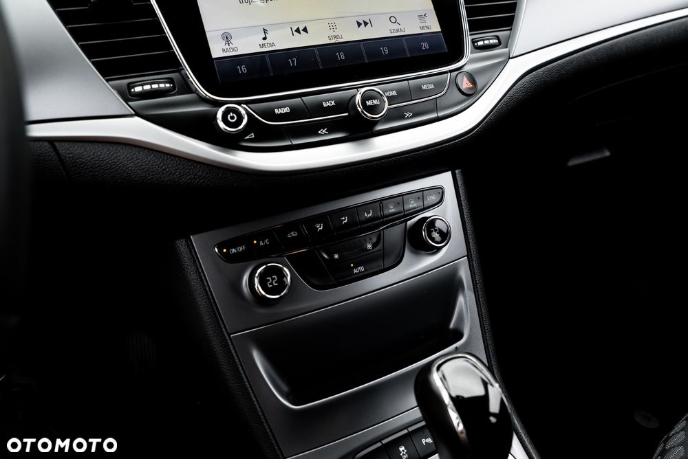 Opel Astra 1.6 D Automatik ON - 32