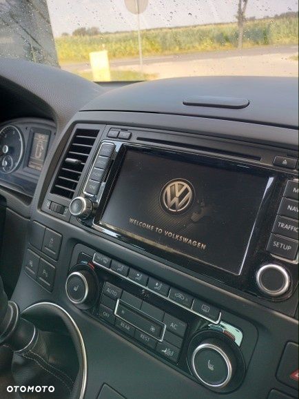 Volkswagen Multivan - 7