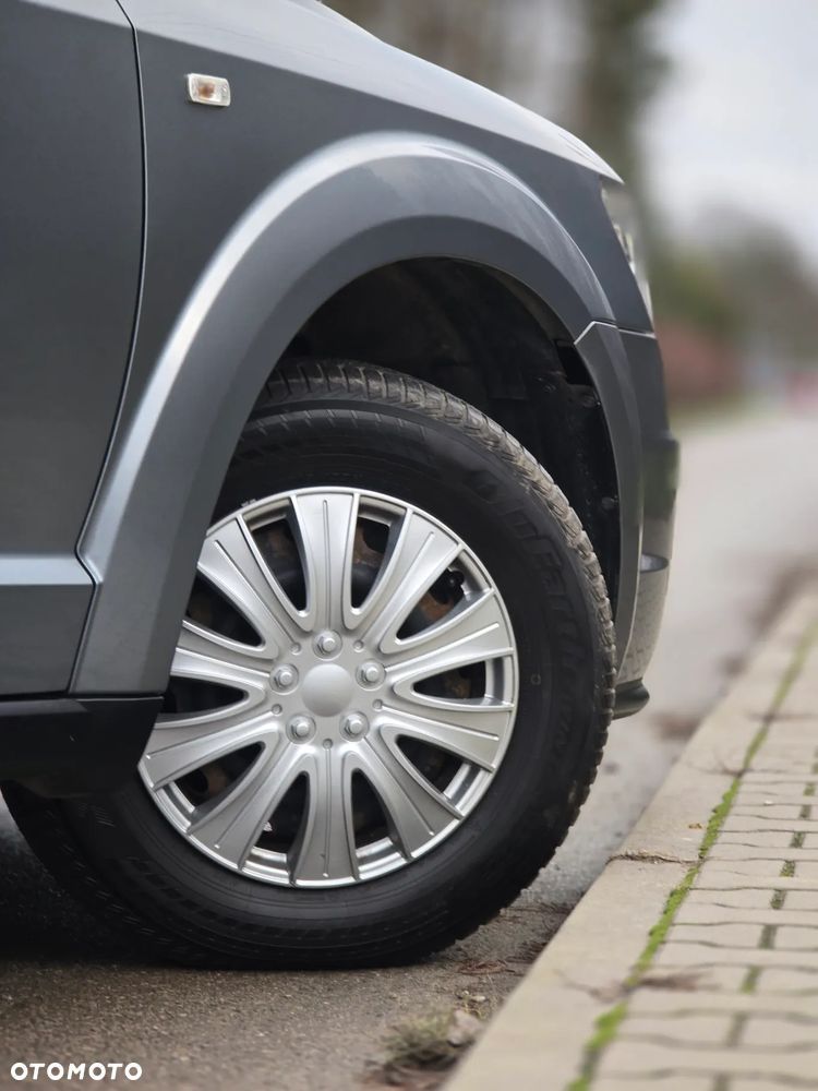 Dodge Journey 2.4 SE - 36