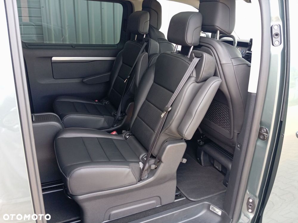 Toyota Proace Verso 2.0 D4-D Long VIP - 21