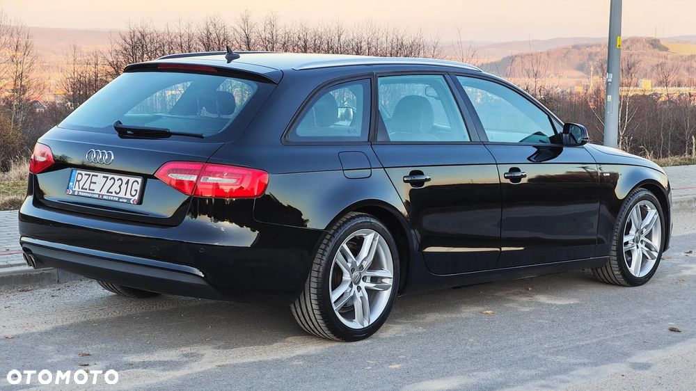 Audi A4 Avant 2.0 TDI DPF clean diesel S line Sportpaket - 16