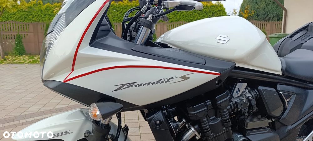 Suzuki Bandit - 40