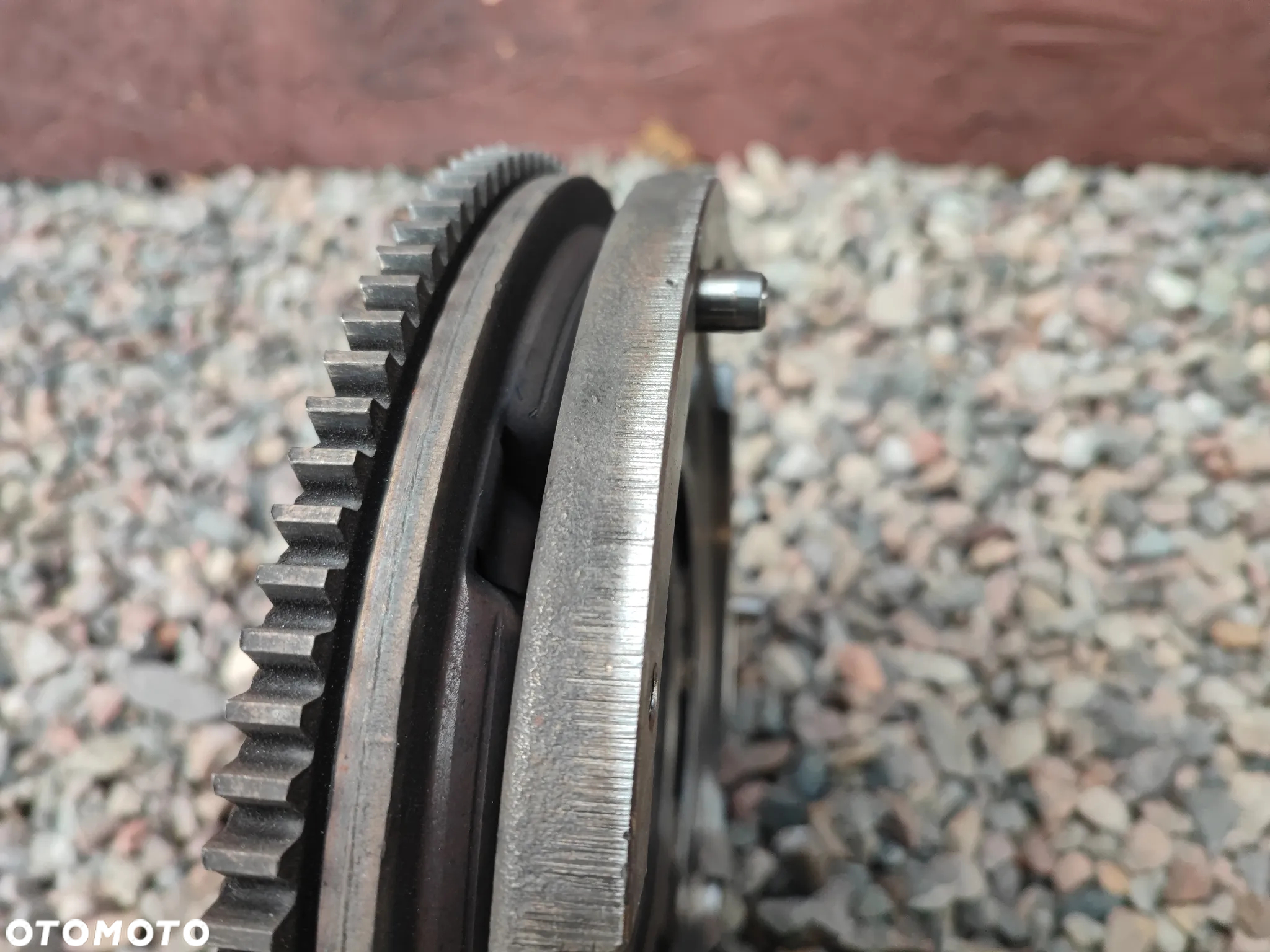 BMW E36 / E39 / E38 / Z3 / E34 ORYGINALNE KOŁO ZAMACHOWE DWUMASOWE POD TARCZĘ SPRZĘGŁA 228MM DO SILNIKÓW GAMY M52 / M50 ( M52B20 / M50B20 )  O NR. 21 21 1 222 512 / 21 21 1 223 542 / 21 20 1 223 418 /  21 21 1 223 593 OEM  SPRAWNE W 100% - 21