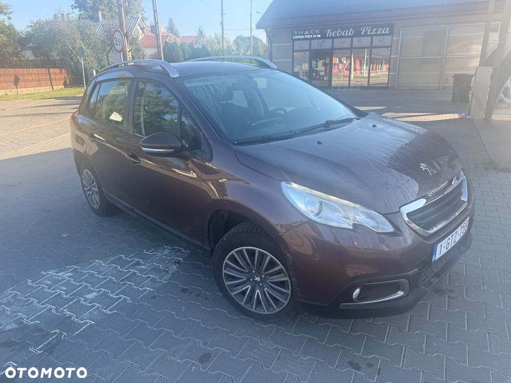 Peugeot 2008 1.2 Pure Tech Style - 2