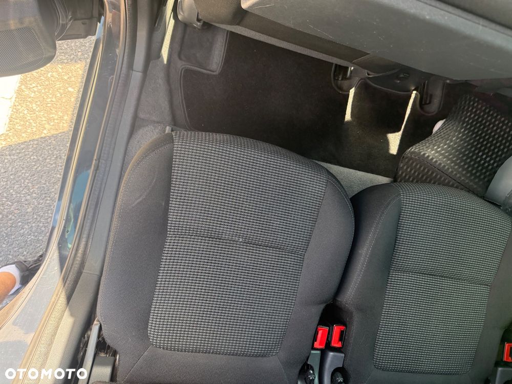 Peugeot 5008 1.6 Premium - 7