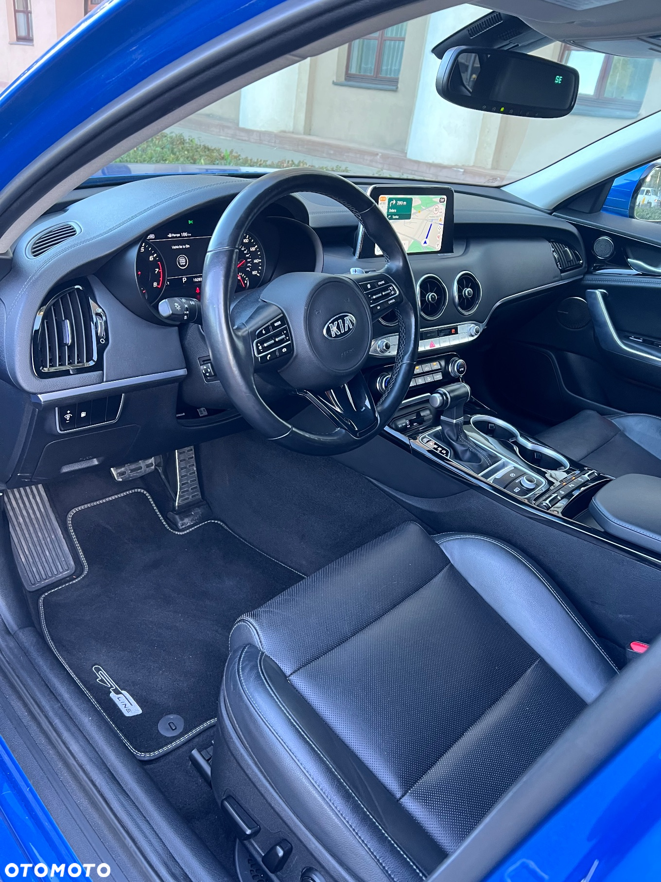 Kia Stinger - 31