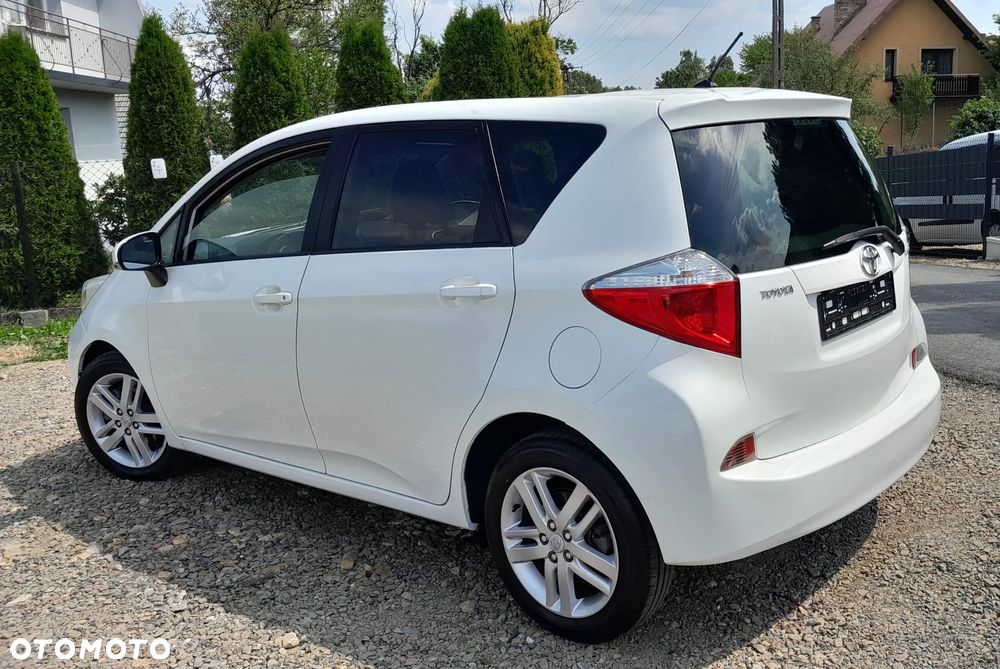 Toyota Verso S 1.4 D-4D Comfort - 26