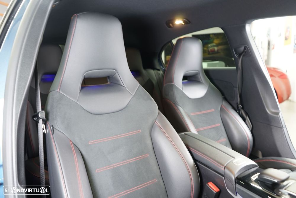 Mercedes-Benz A 180 7G-DCT AMG Line - 40