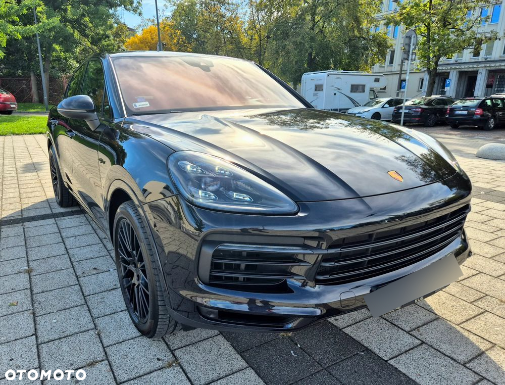 Porsche Cayenne Coupe E-Hybrid - 5