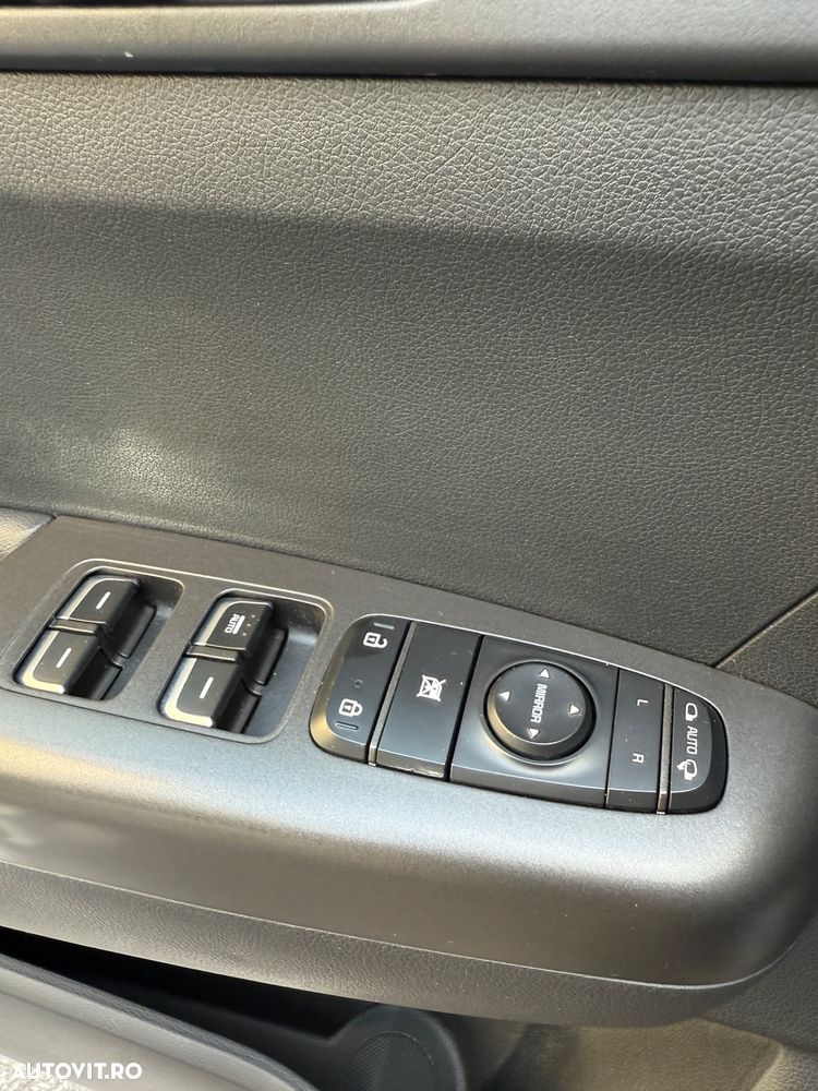 Kia Sportage 1.7 CRDI 2WD ISG Aut. Spirit - 16