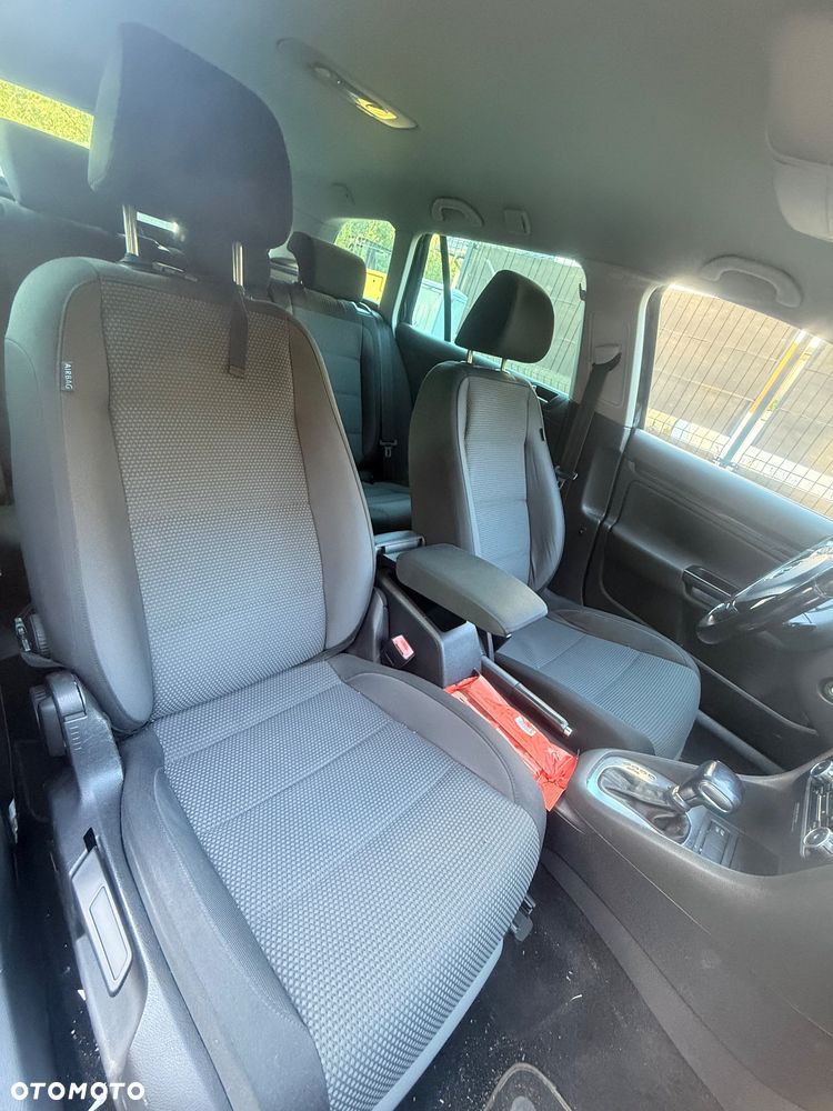 Volkswagen Golf - 4