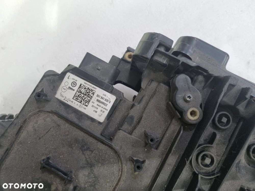 VW PASSAT B8 Lampa Lewa LED kompletna uszkodzona  3G1941035G - 3