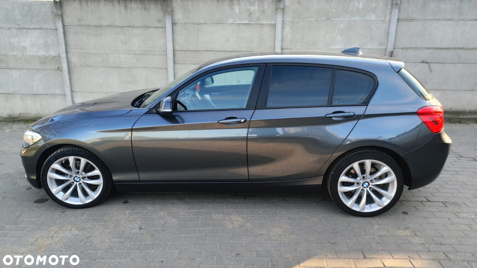 BMW Seria 1 120d - 14