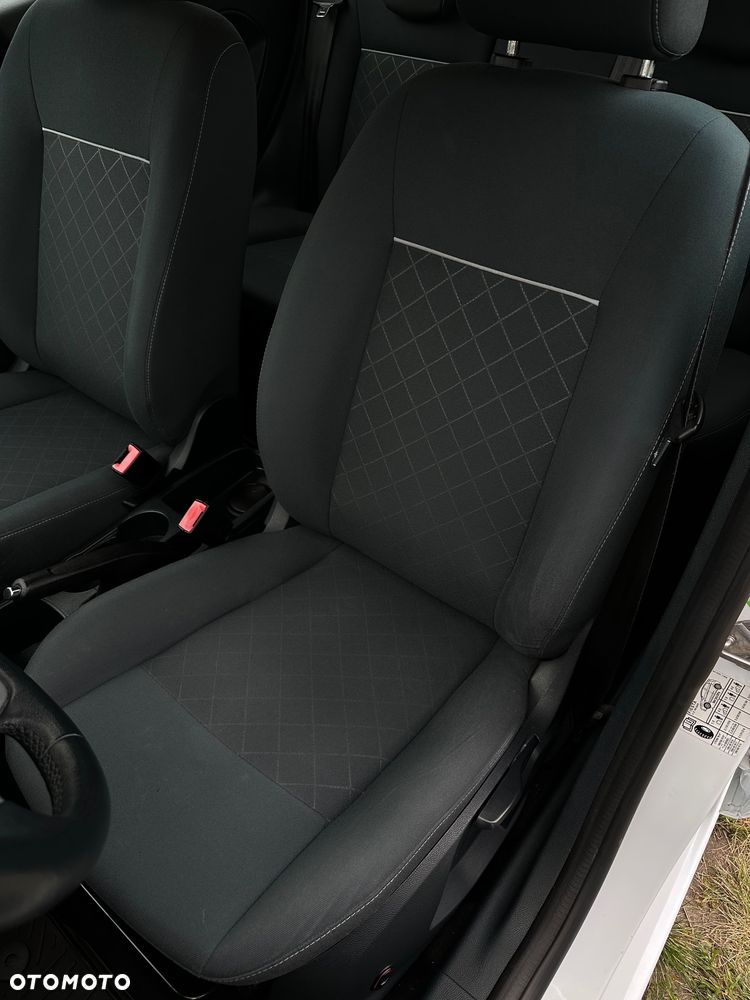 Ford Fiesta 1.25 Trend EU5 - 12