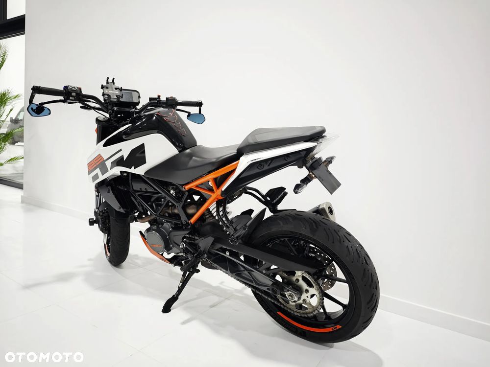 KTM Duke - 12