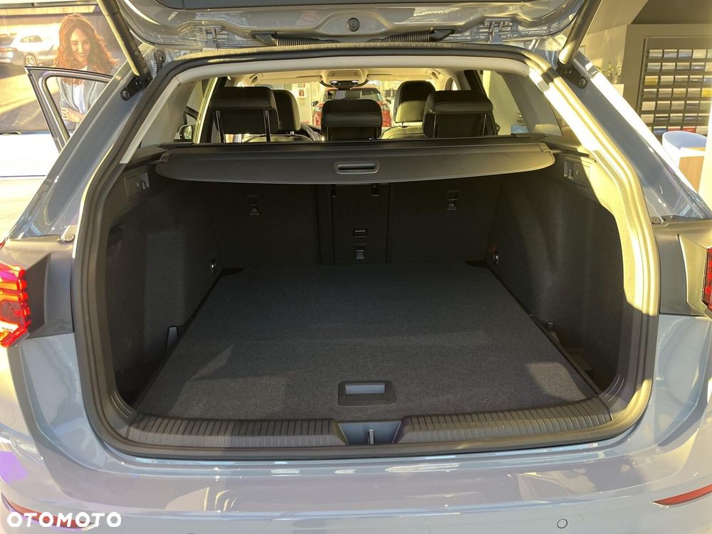 Volkswagen Golf Variant 1.5 eTSI mHEV Life Plus DSG - 17