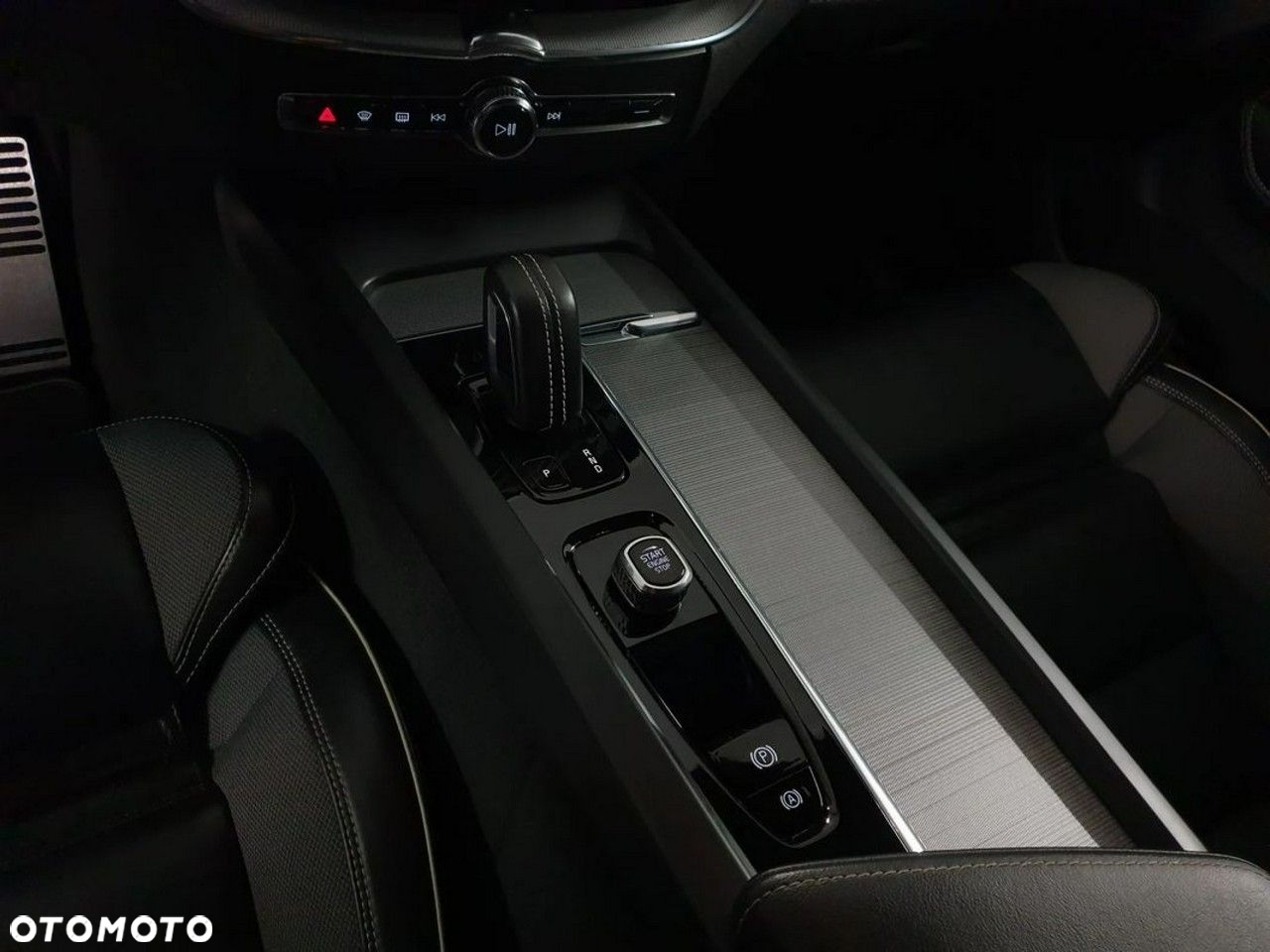 Volvo XC 60 B4 D Geartronic RDesign - 29