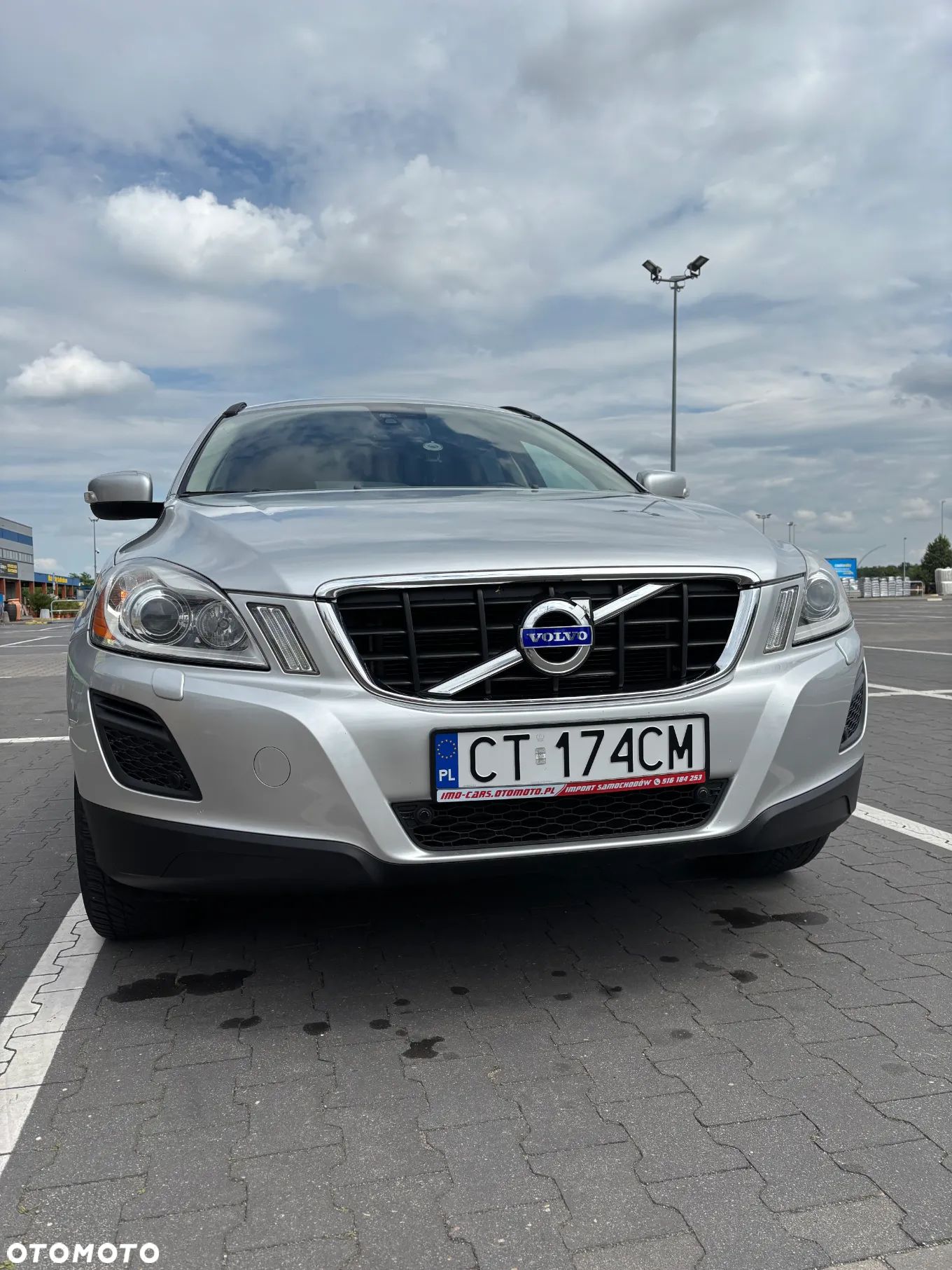Volvo XC 60 - 1