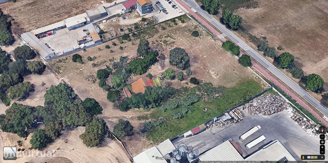 Terreno com 13.000 m2 e Alto Potencial de Construção - Grande imagem: 5/6