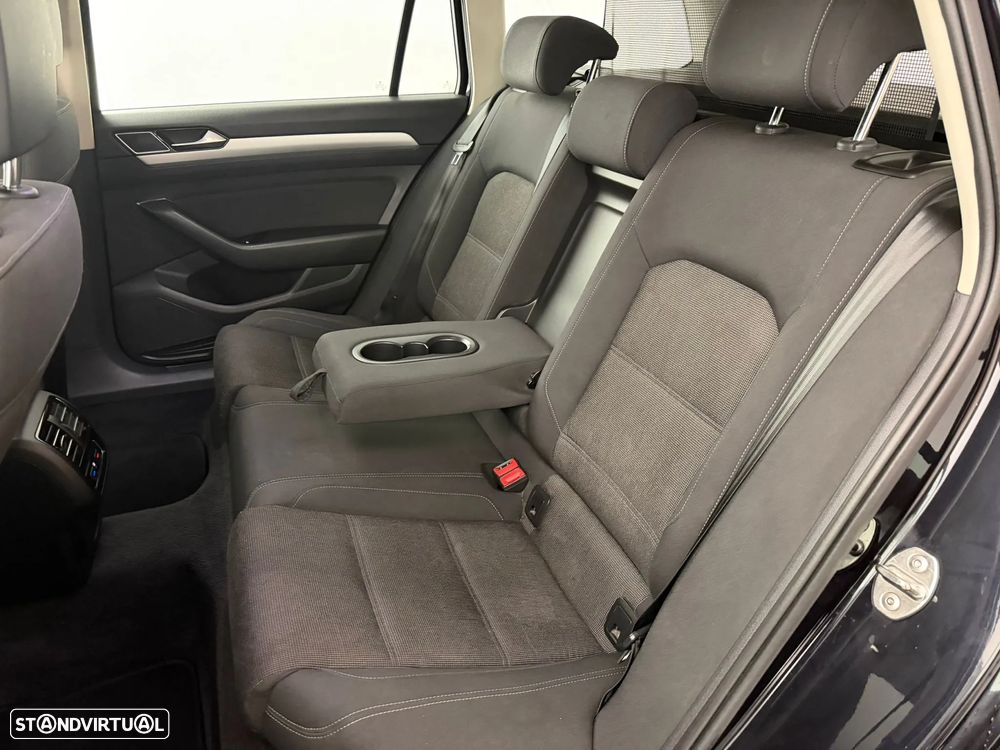 VW Passat Variant 2.0 TDi Confortline DSG - 10