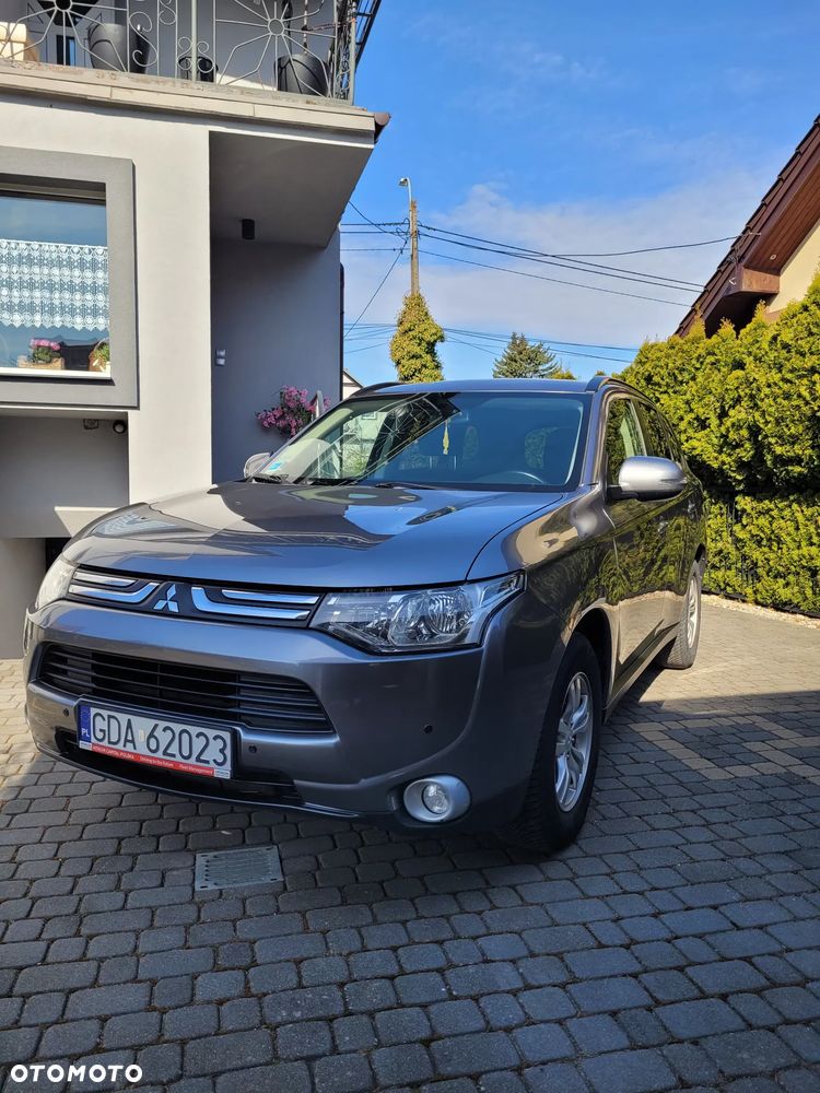 Mitsubishi Outlander 2.0 Intense 2WD - 3