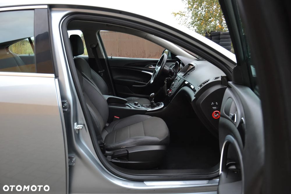 Opel Insignia 1.8 Innovation - 29