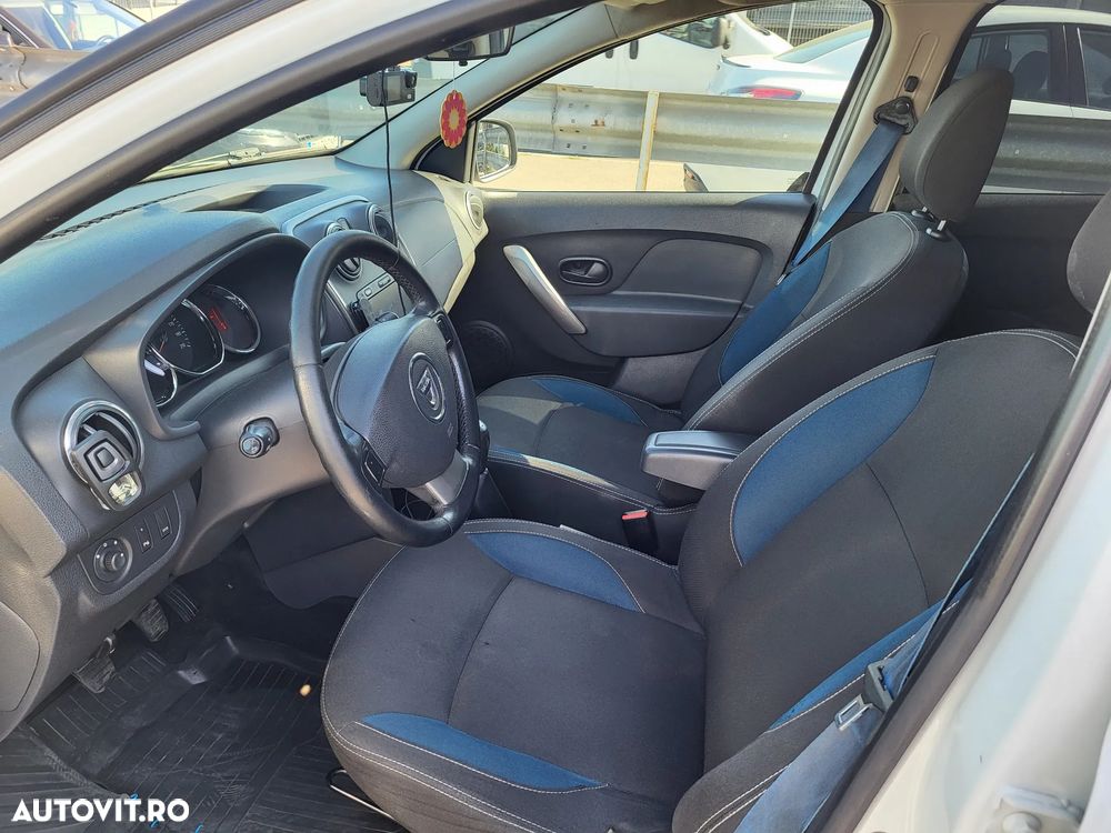 Dacia Logan 0.9 90CP Laureate - 3