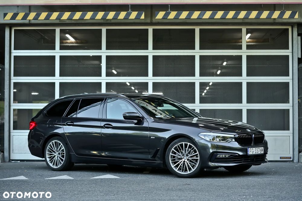 BMW Seria 5 520d Sport Line - 7