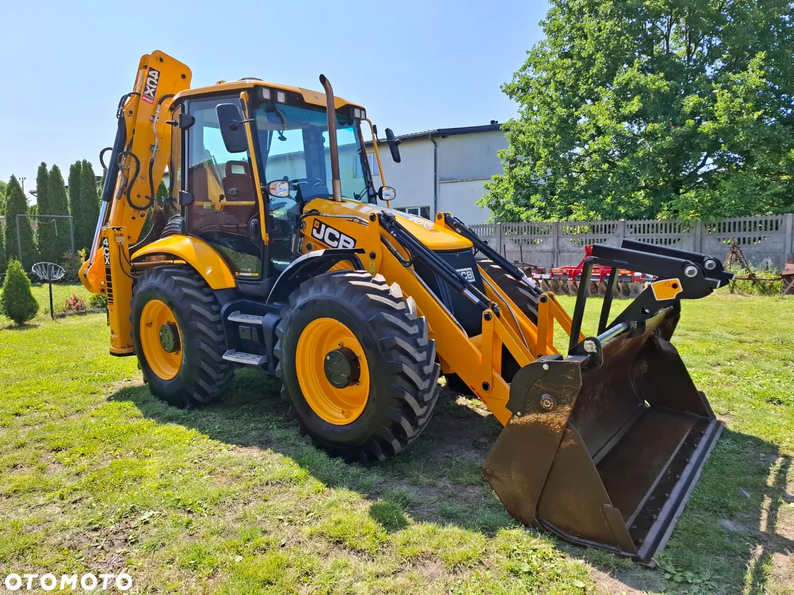 JCB 4CX - 3