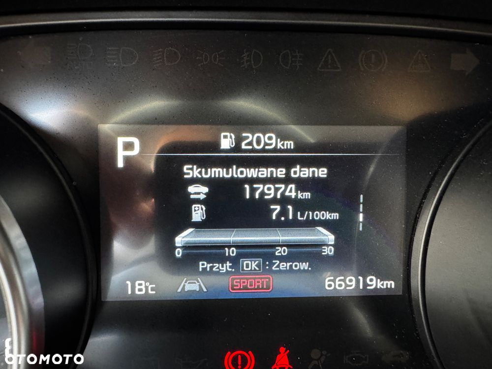 Kia Ceed 1.5 T-GDI Business Line DCT - 35