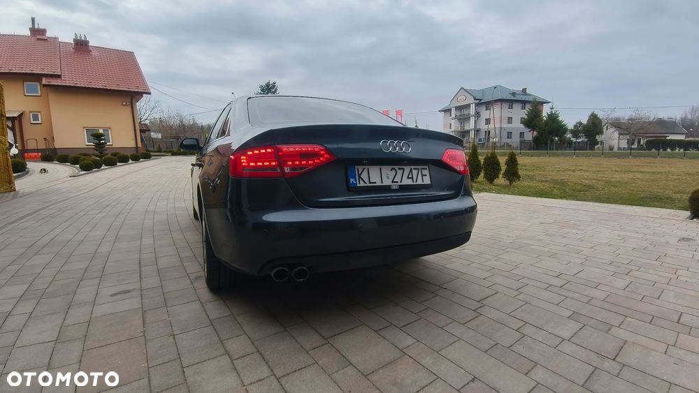 Audi A4 Limousine 2.0 TDI - 4