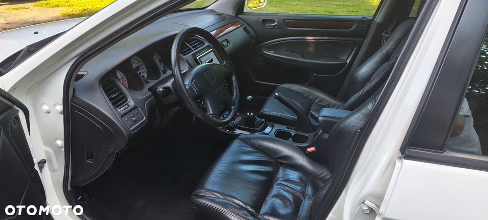 Honda Accord 2.0 LS - 7