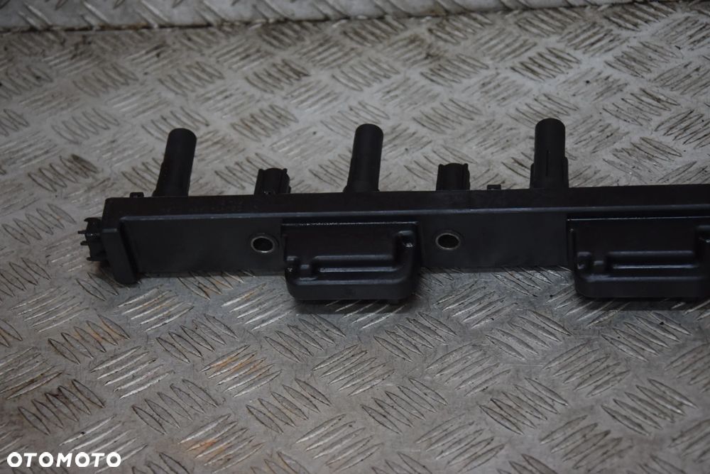 JEEP GRAND CHEROKEE WJ 4.0 CEWKA ZAPŁONOWA LF - 2