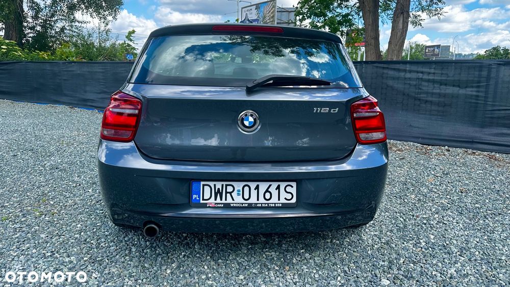 BMW Seria 1 118d DPF Edition Sport - 4