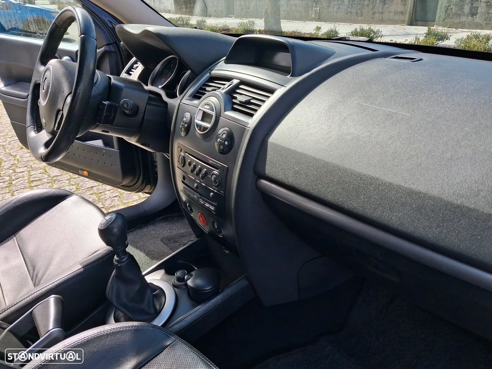 Renault Mégane Break 1.5 dCi Privilège - 8